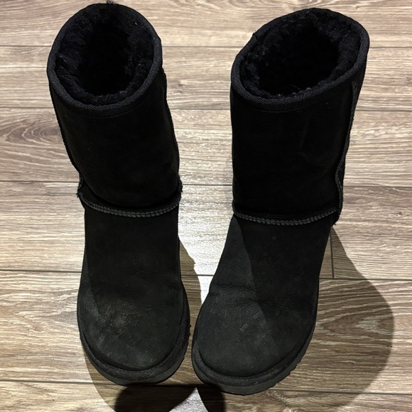 UGG Classic Black Winter Boots - Picture 3 of 5